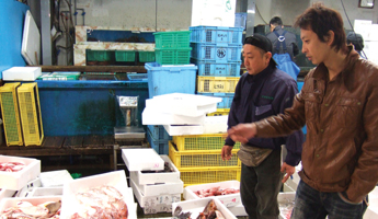 広島中央市場、漁師さんからの直接仕入